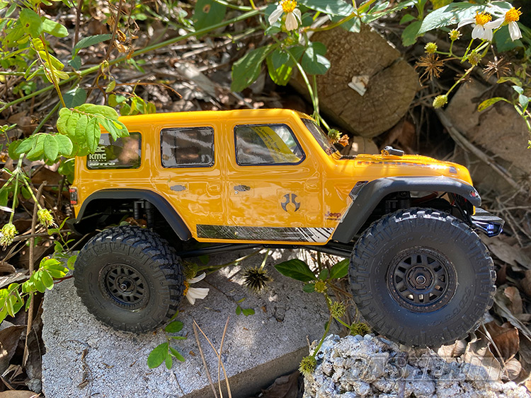 Axial SCX24